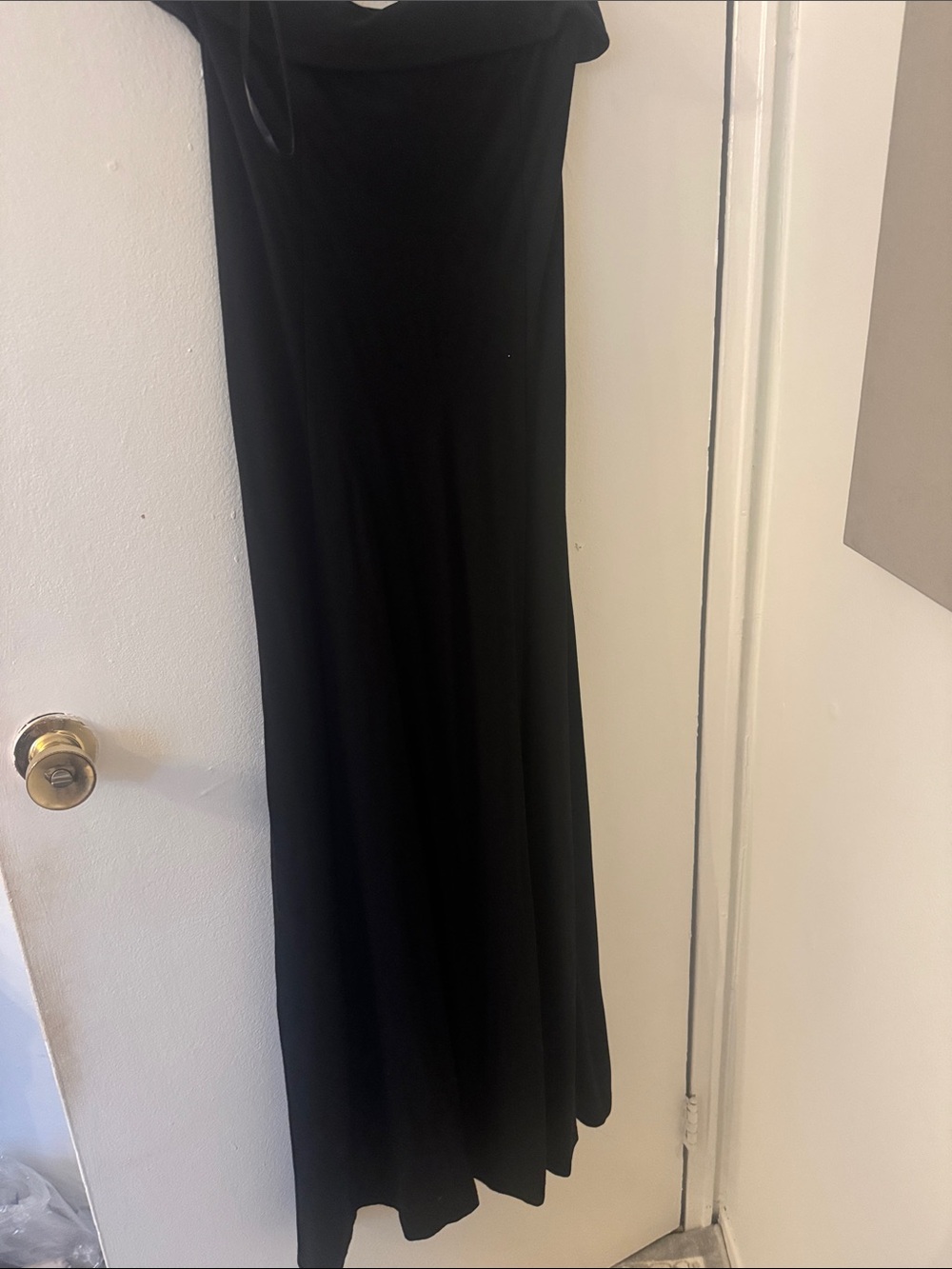 Rachel Zoe Black Off-Shoulder Maxi Dress